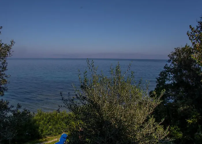 Διαμέρισμα Beachfront Romantica Place First Floor Αγία Πελαγία Χλωμού