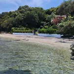 Beachfront Romantica Place First Floor * Agia Pelagia Chlomou