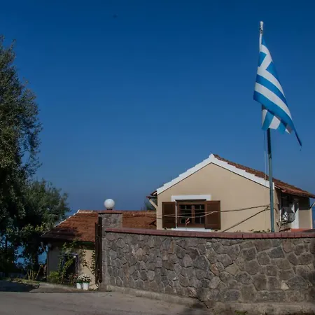 Beachfront Romantica Place Apartamento Agia Pelagia Chlomou