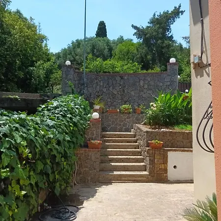 Beachfront Romantica Place First Floor Agia Pelagia Chlomou