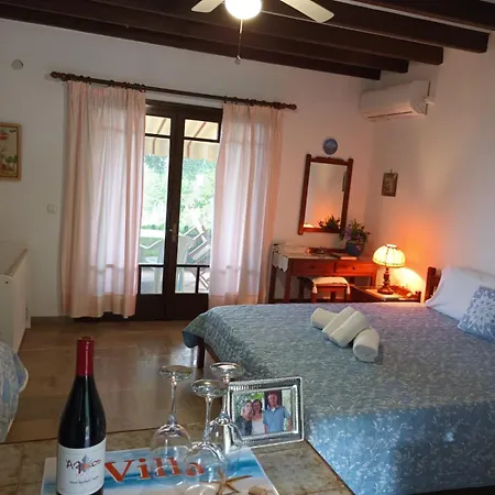 Apartment Beachfront Romantica Place