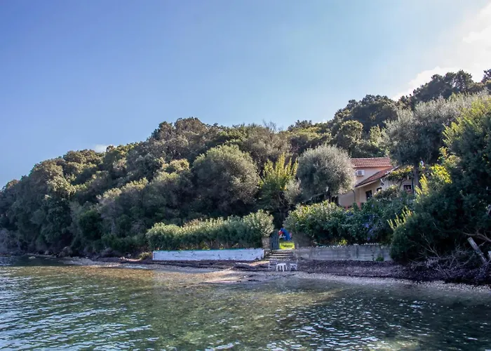 Lejlighed Beachfront Romantica Place First Floor Agia Pelagia Chlomou