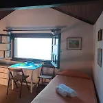 Beachfront Romantica Place First Floor * Agia Pelagia Chlomou